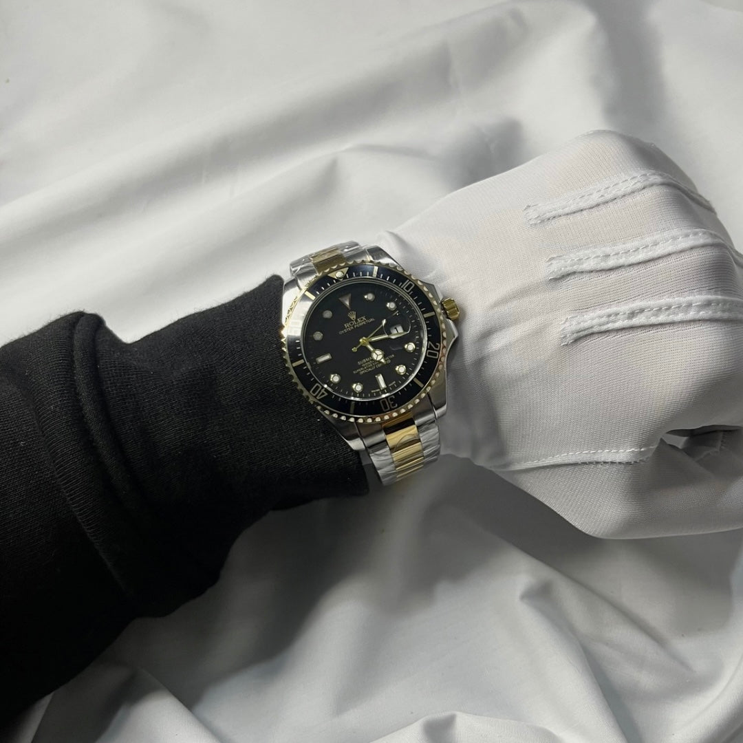 Rolex Submariner or blanc